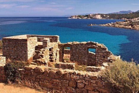 Découvertes et expériences autour de Saint Florent.