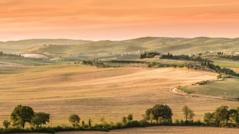 La vallée du Chianti à travers la route des vins.