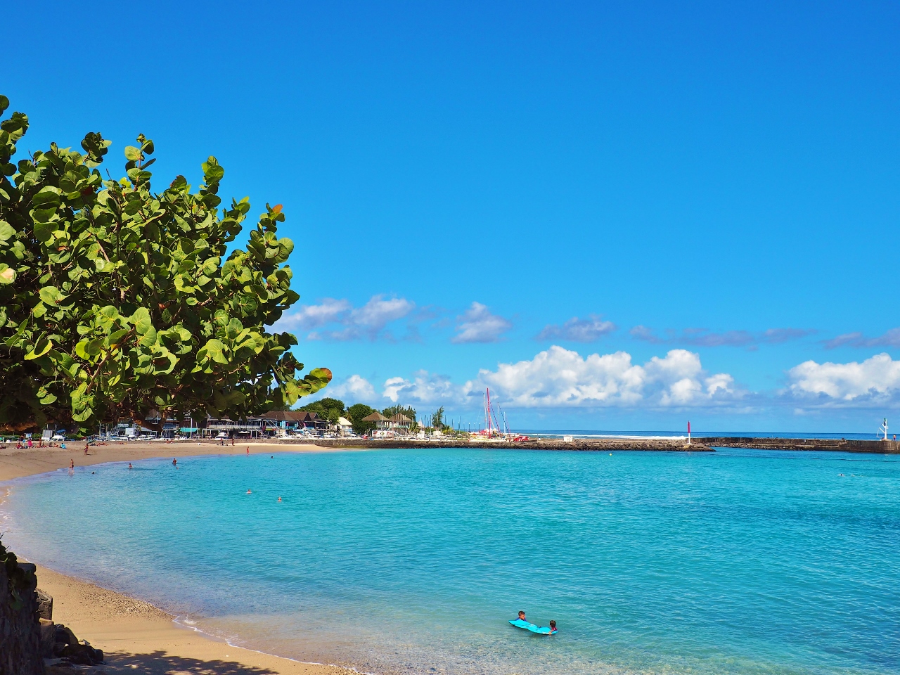 La plage des Roches Noires la réunion location villa 