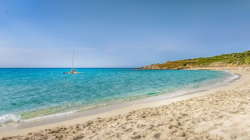 Plage de Bodri Ile rousse location villa de luxe corse